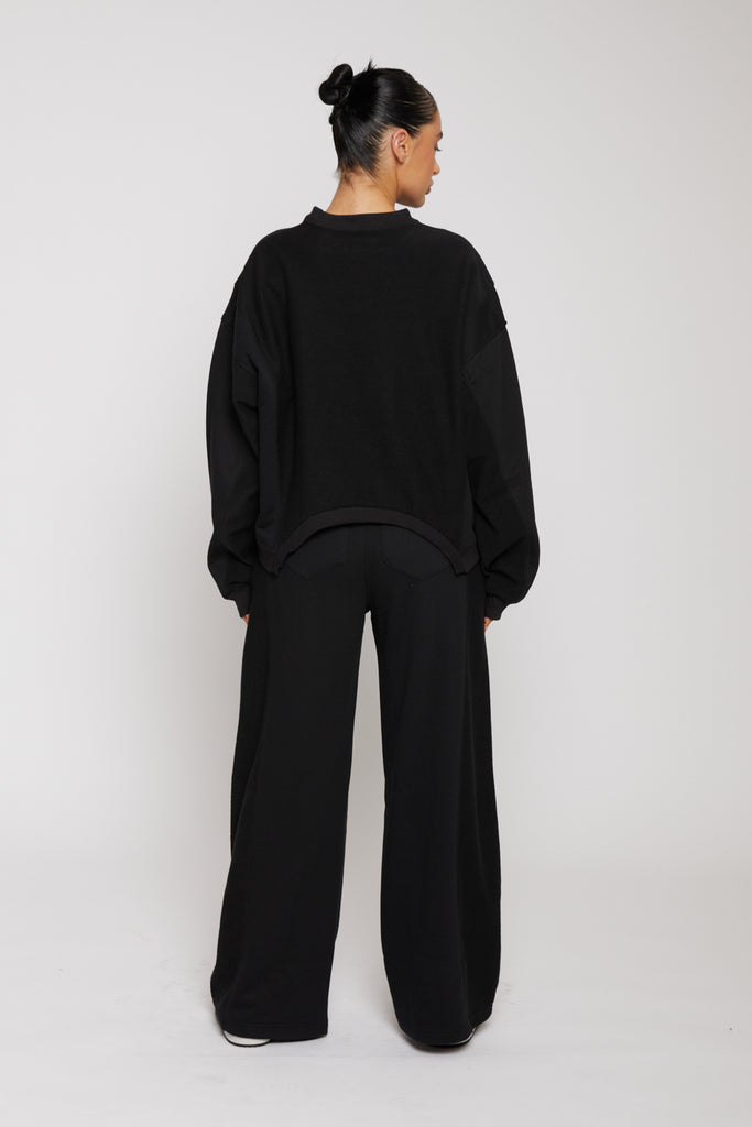 unisex cropped black sweatshirt - Herman&Co